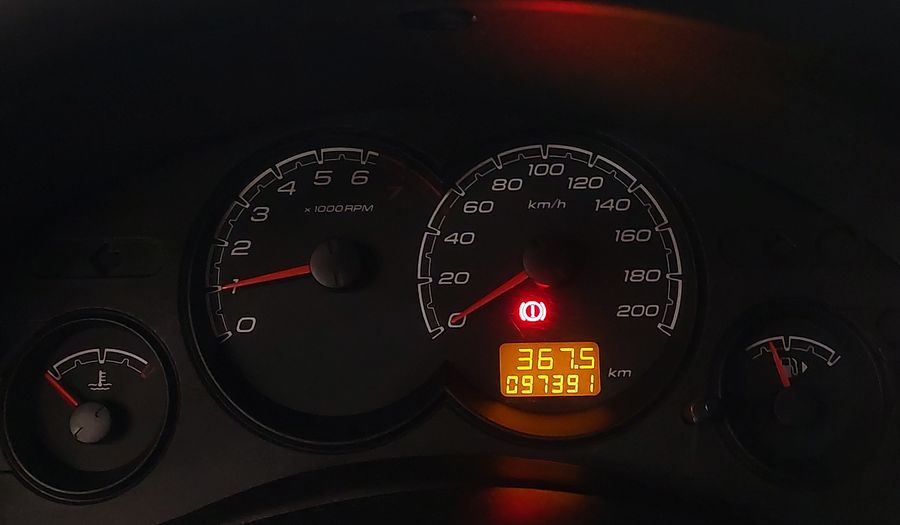 Chevrolet Classic MPFI LS Sedan 2013