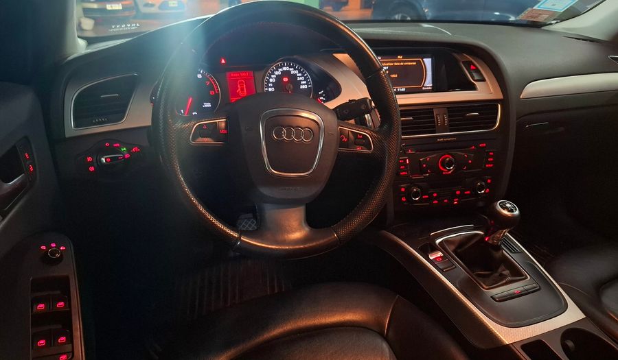 Audi A4 1.8 TFSI AMBITION Sedan 2011