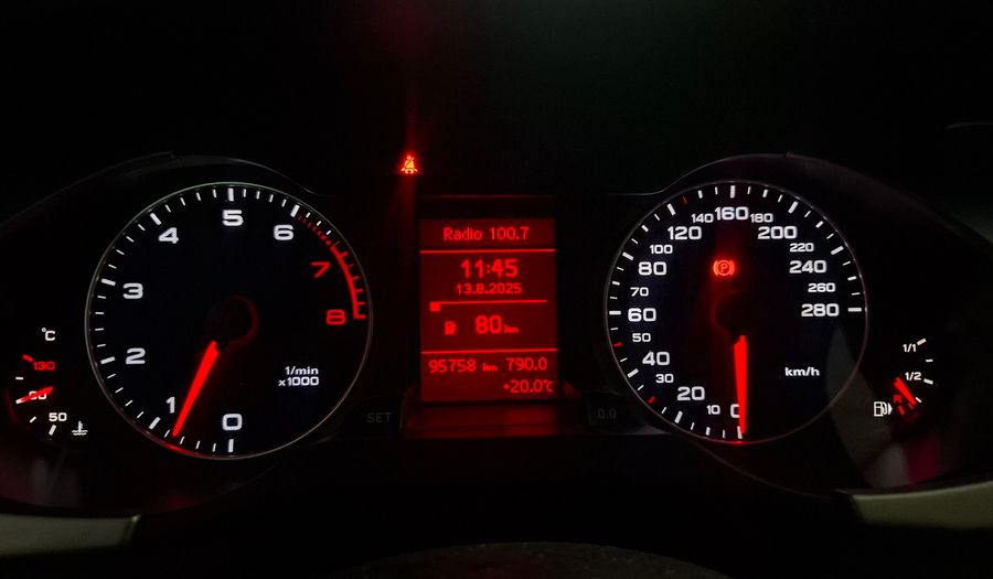 Audi A4 1.8 TFSI AMBITION Sedan 2011
