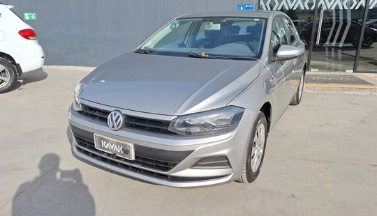 Volkswagen • Polo