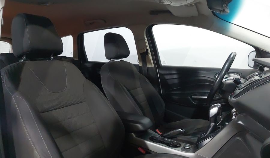 Ford Escape 2.5 S I4 AT Suv 2015
