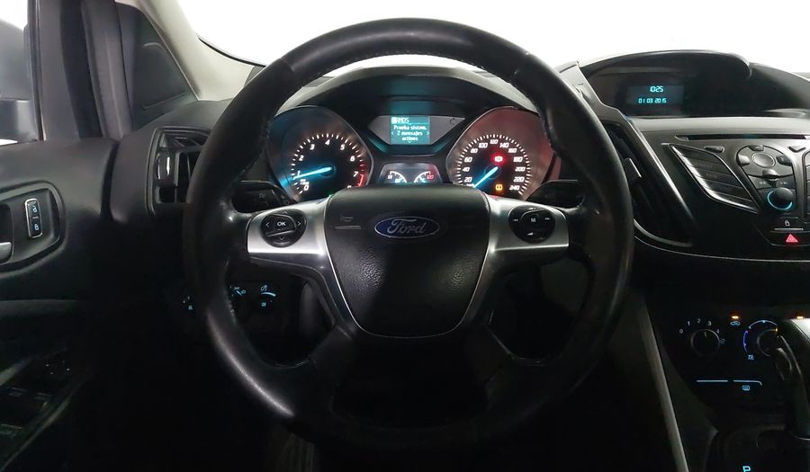 Ford Escape 2.5 S I4 AT Suv 2015