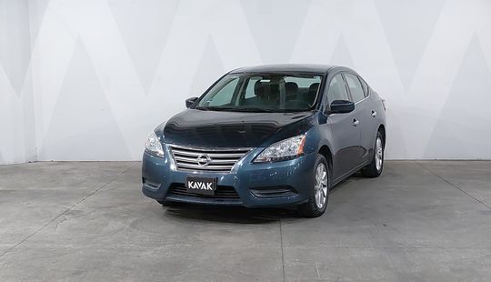 Nissan • Sentra