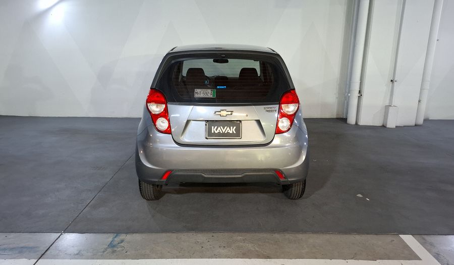 Chevrolet Spark 1.4 LT B MT Hatchback 2016