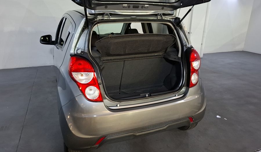 Chevrolet Spark 1.4 LT B MT Hatchback 2016