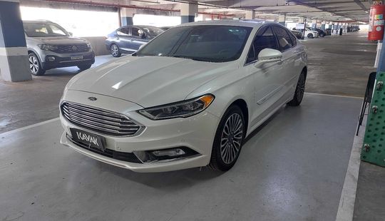 Ford • Fusion