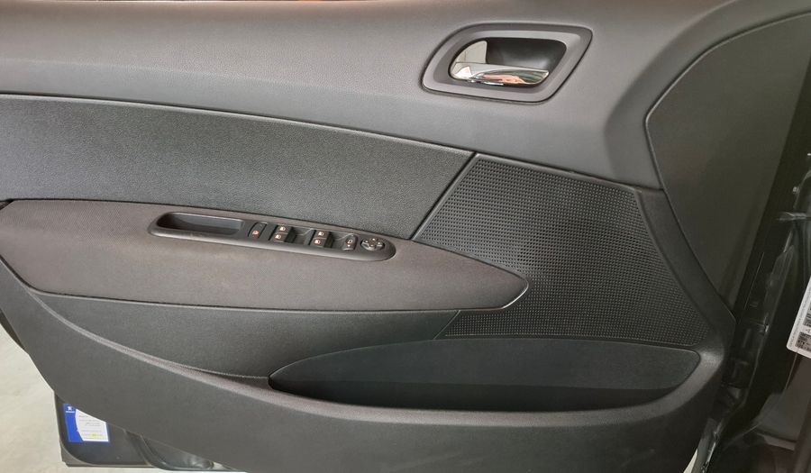 Peugeot 308 1.6 ALLURE Hatchback 2016