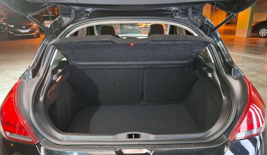 Peugeot 308 1.6 ALLURE Hatchback 2016