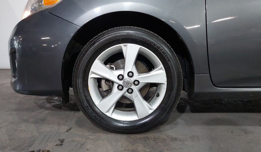 Toyota Corolla 1.8 XLE AT Sedan 2012