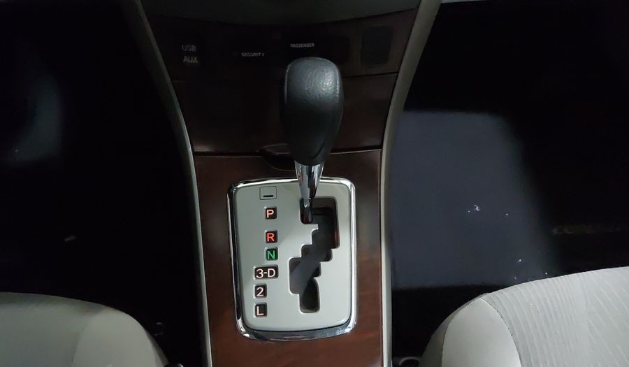 Toyota Corolla 1.8 XLE AT Sedan 2012