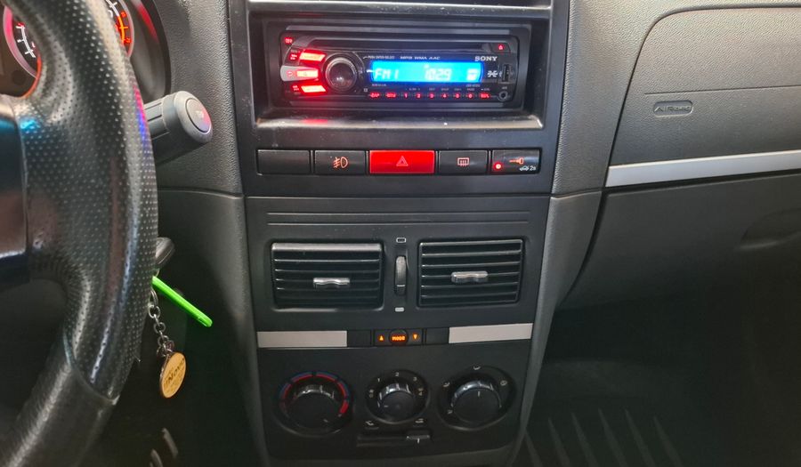 Fiat Idea 1.6 16V ESSENCE Minivan 2012