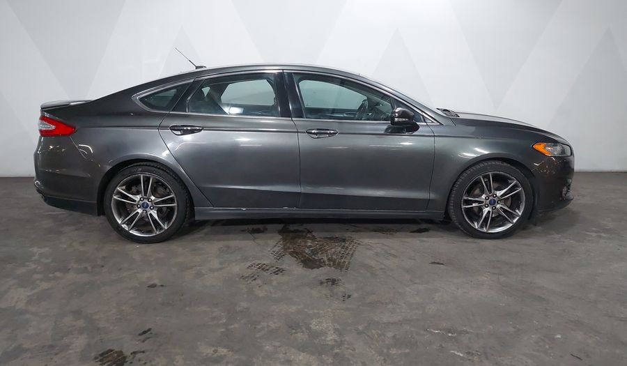 Ford Fusion 2.0 GTDI TITANIUM PLUS AT Sedan 2015