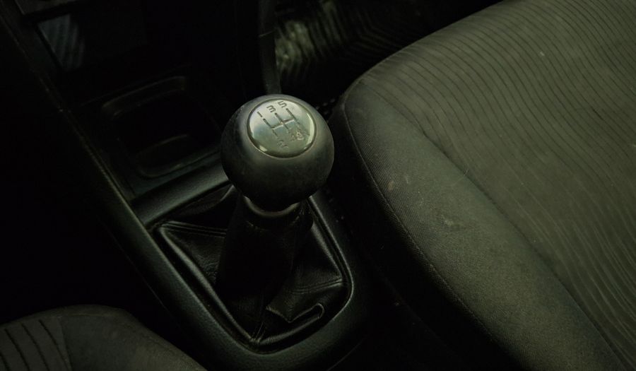 Suzuki Swift 1.4 GL Hatchback 2013