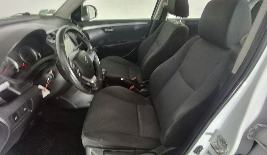 Suzuki Swift 1.4 GL Hatchback 2013