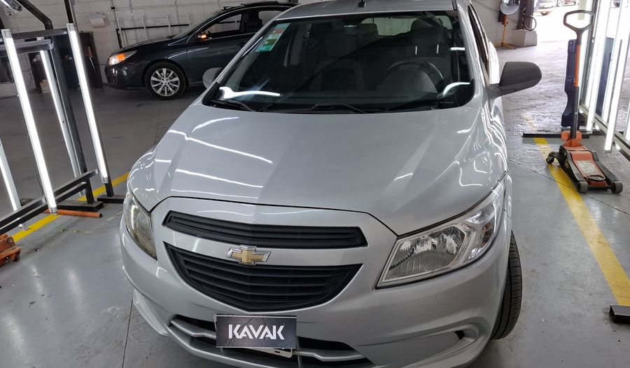 Chevrolet Onix 1.4 LT Hatchback 2013