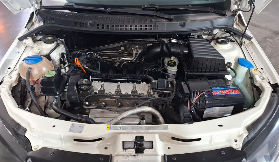 Volkswagen Gol Trend 1.6 PACK I Hatchback 2014