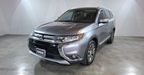 Mitsubishi Outlander 2.4 SE + Suv 2017
