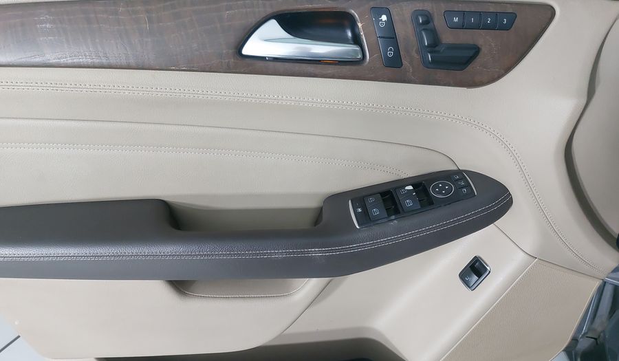 Mercedes Benz Clase M 3.5 ML 350 CGI SPORT AMG AT Suv 2012