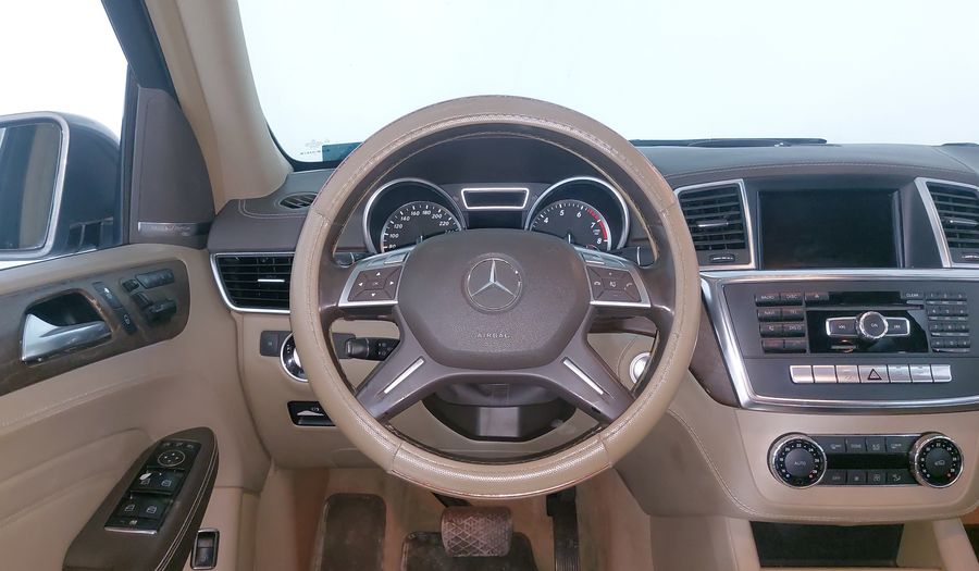 Mercedes Benz Clase M 3.5 ML 350 CGI SPORT AMG AT Suv 2012