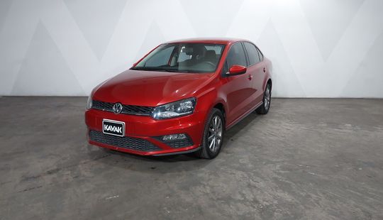 Volkswagen • Vento
