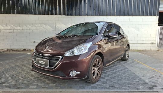 Peugeot • 208