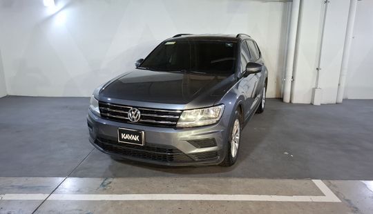 Volkswagen • Tiguan