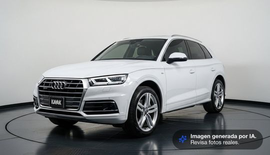 Audi • Q5