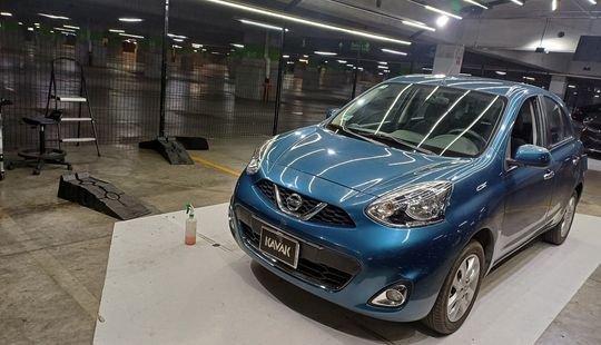 Nissan • March