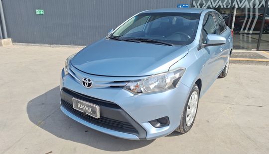 Toyota • Yaris