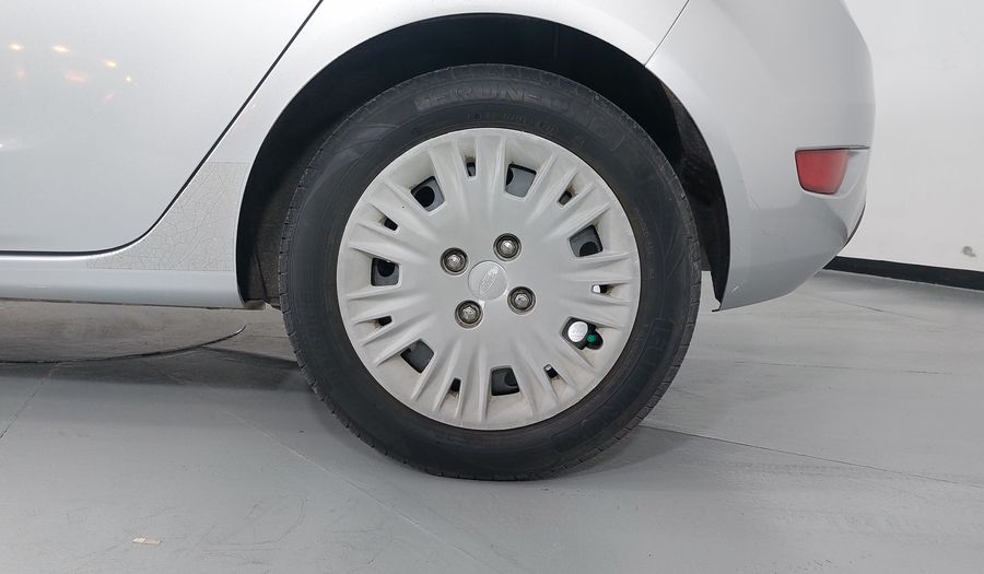Ford Fiesta 1.6 S MT Hatchback 2014