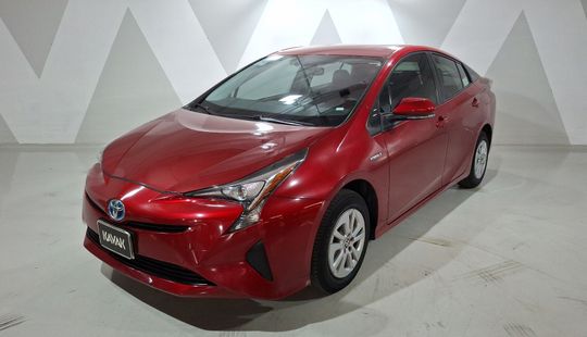 Toyota • Prius