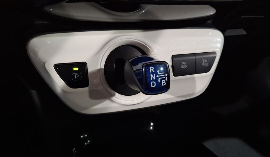 Toyota Prius 1.8 HYBRID BASE Hatchback 2017