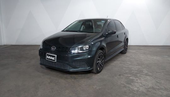 Volkswagen • Vento