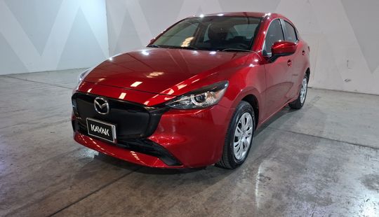 Mazda • Mazda 2