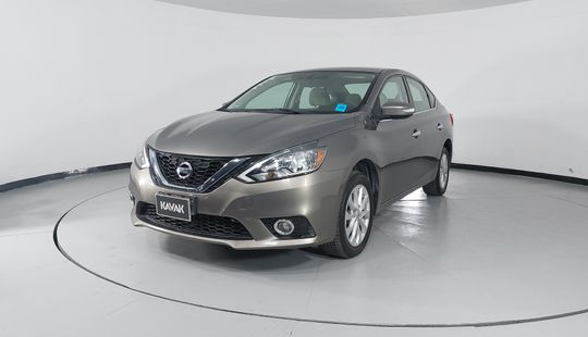 Nissan • Sentra