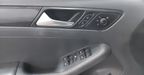 Volkswagen Jetta 2.0 STYLE MT Sedan 2017