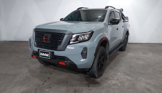 Nissan • Frontier