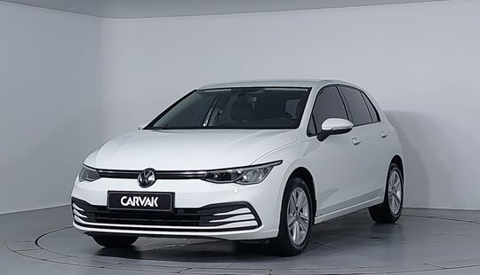 Volkswagen • Golf