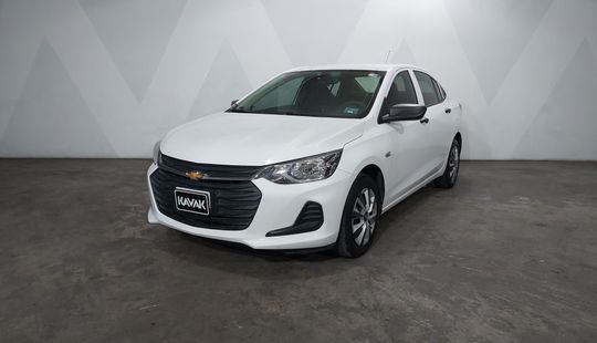 2021 • 83,126 km • Automático