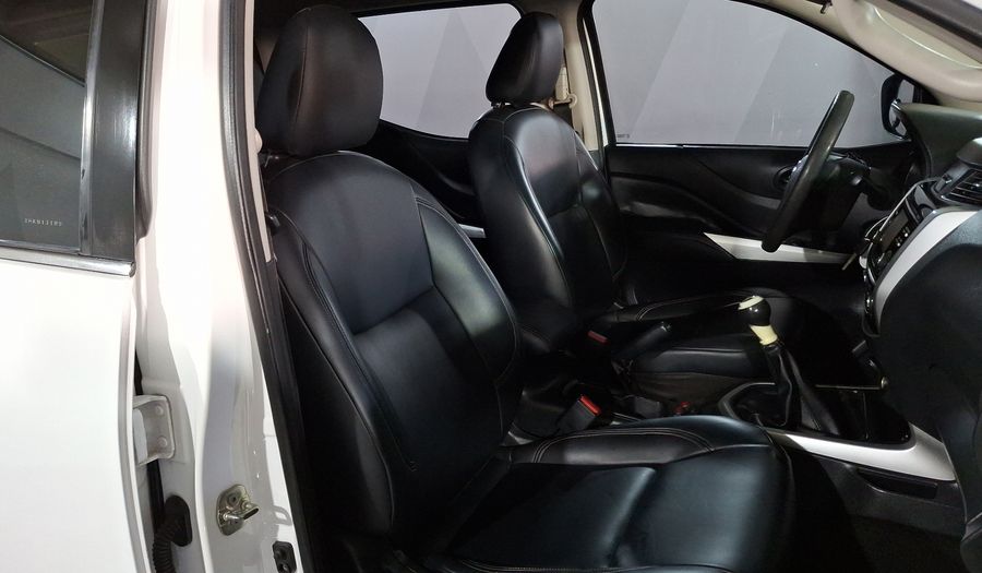 Nissan Np300 2.5 LE TM AC Pickup 2017