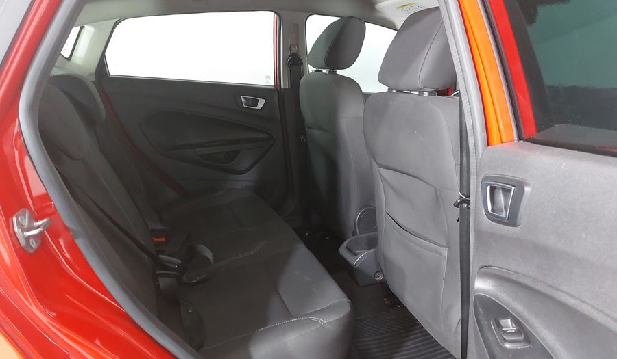 Ford Fiesta SE HATCH Hatchback 2015