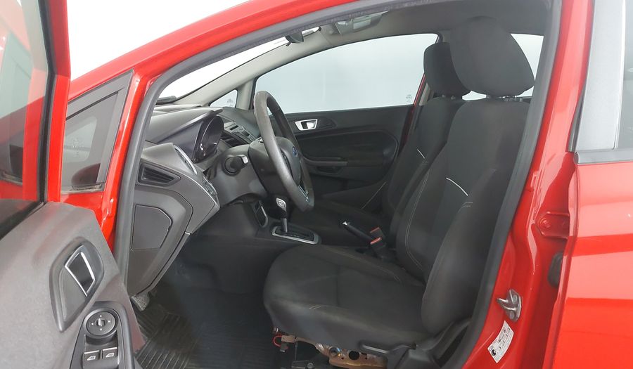 Ford Fiesta SE HATCH Hatchback 2015