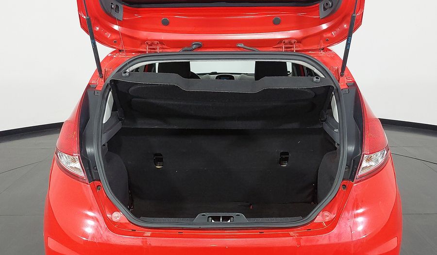 Ford Fiesta SE HATCH Hatchback 2015