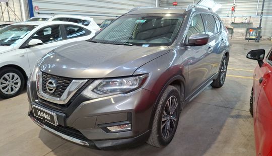 Nissan • X-Trail