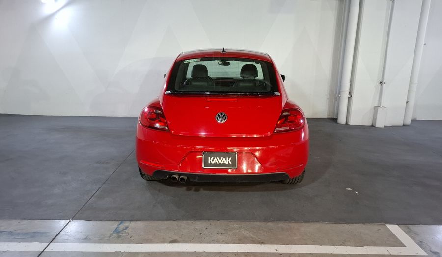 Volkswagen Beetle 2.5 SPORT MT Hatchback 2015