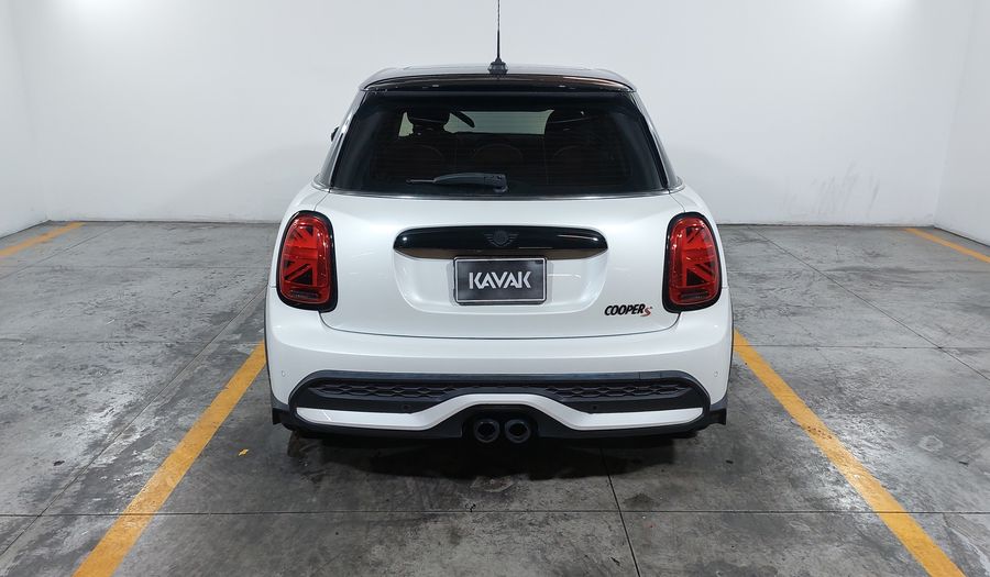 Mini Cooper S 2.0 COOPER CLASSIC DCT Hatchback 2023