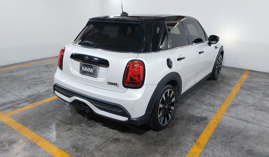 Mini Cooper S 2.0 COOPER CLASSIC DCT Hatchback 2023