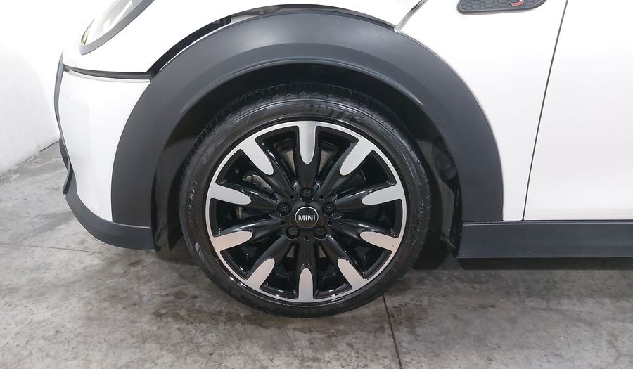 Mini Cooper S 2.0 COOPER CLASSIC DCT Hatchback 2023