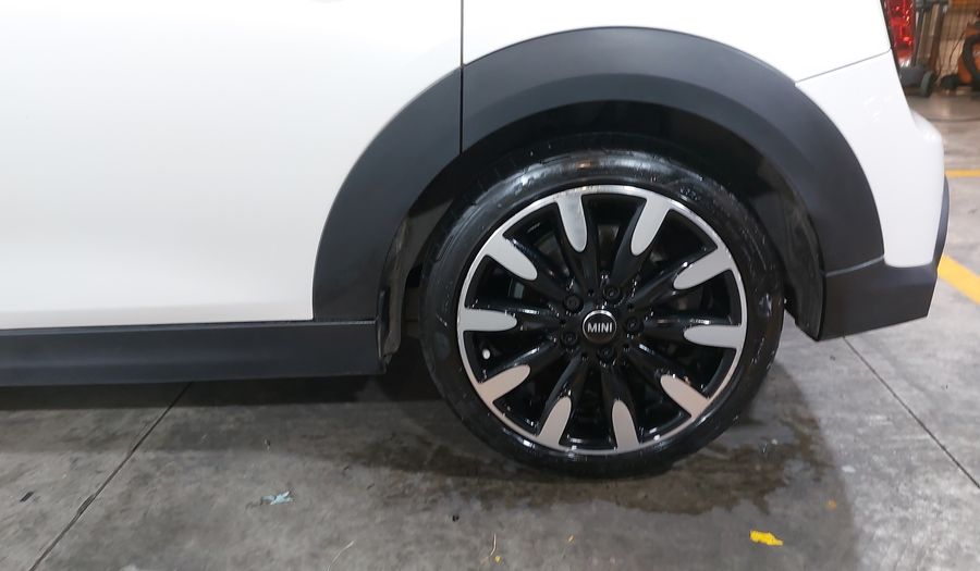 Mini Cooper S 2.0 COOPER CLASSIC DCT Hatchback 2023