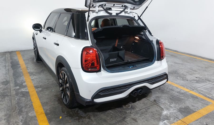 Mini Cooper S 2.0 COOPER CLASSIC DCT Hatchback 2023